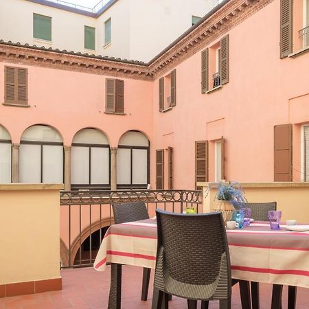 Galleria Del Toro Apartments Bologna Eksteriør bilde