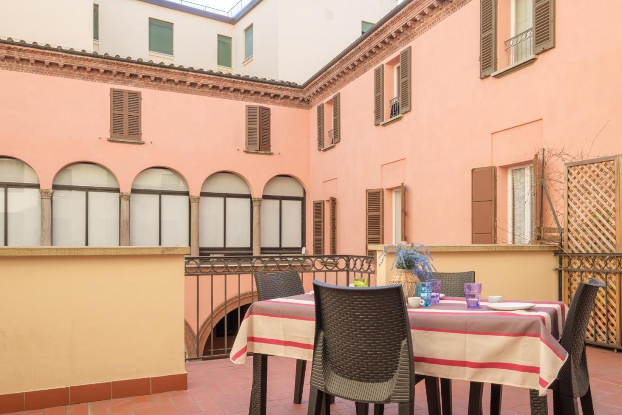 Galleria Del Toro Apartments Bologna Eksteriør bilde